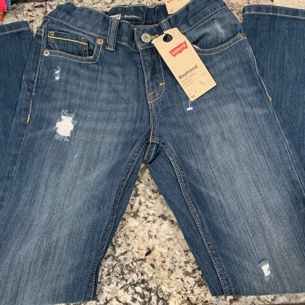 New Girls Levi Jeans - Picture 2 of 3